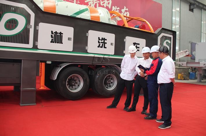 w66最给力淋洗修复车