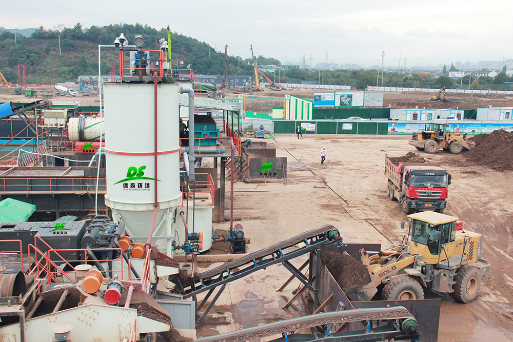 w66最给力石油污染土壤治理现场